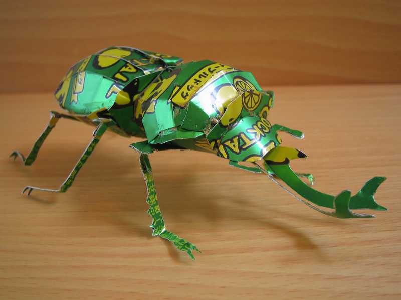 Illustration for article titled Japan's Amazing Drink Can Sculptures Will Melt Your Mind